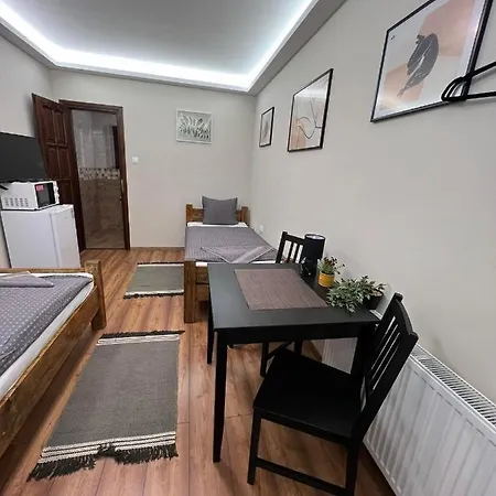 Palma Szallashely 4a Apartment *